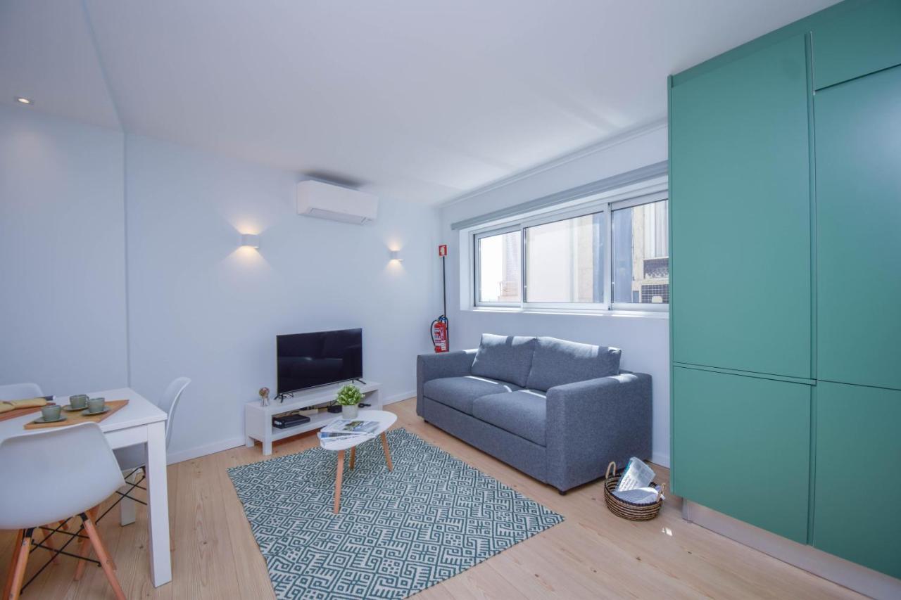 Central & Stylish 2 Bedroom Apartment W/ Balcony Cascais Kültér fotó